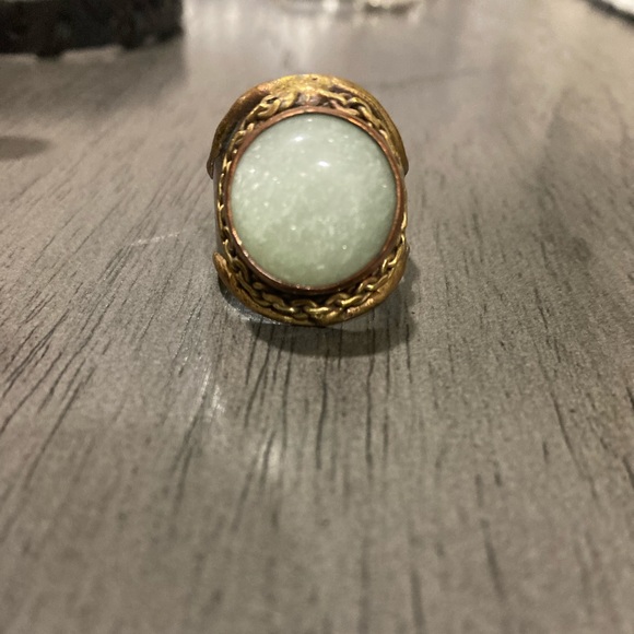 Crystal ring - Picture 1 of 2